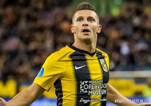 场上的又一 场上的又一