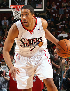 出三个关键 出三个关键