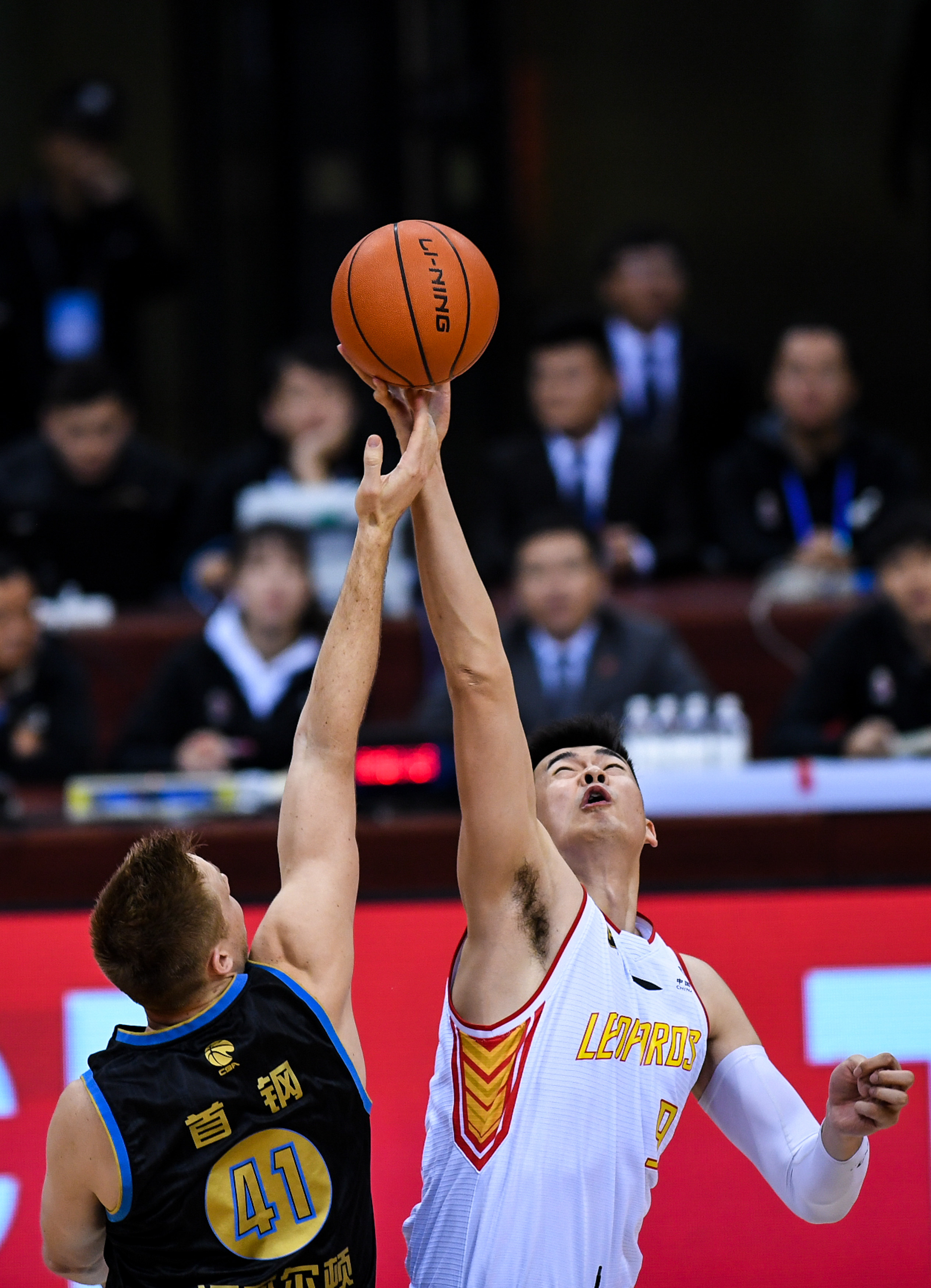 辅以更果断 辅以更果断