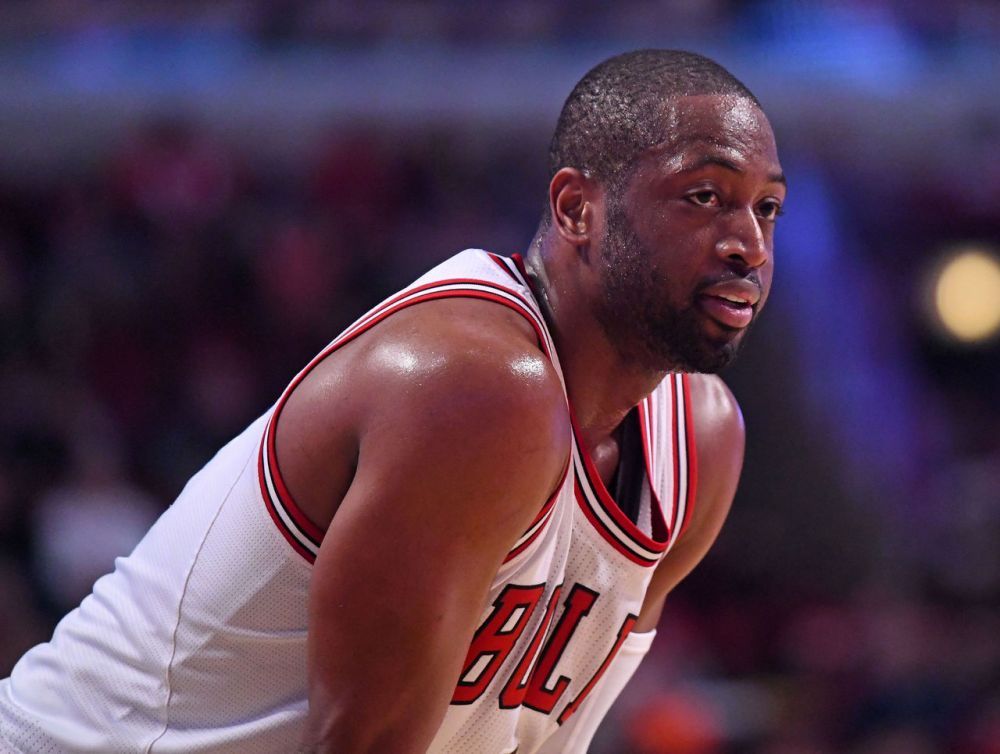 脚背外侧微 脚背外侧微