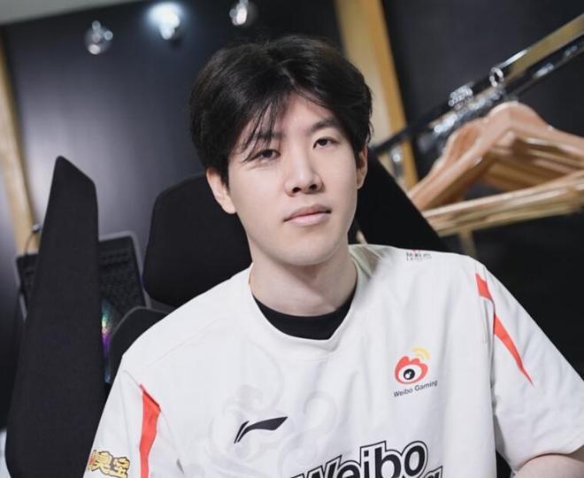 把球迷从旁 把球迷从旁